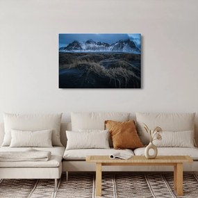 Tablou cu priveliște spre vărfurile Islanda (90x60 cm)