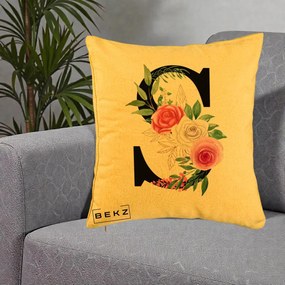 Cadou Personalizat - Perna Personalizata Monograma Florala Litera S, 40x40 cm, Galben, Husa Detasabila, Perna Inclusa, BEKZ®