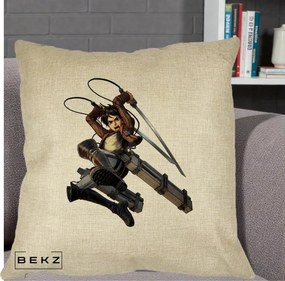 Perna Personalizata Attack on Titan Eren Yeager Lupta, 40x40 cm, Crem, Husa Detasabila, Perna Inclusa, BEKZ®