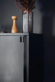 Vitrină neagră cu ușă glisantă 70x109x40 cm Lekko – noo.ma