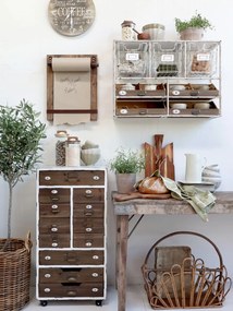 Etajera de perete din metal, cu spatii de depozitare, cu aspect vintage, Antique Cream