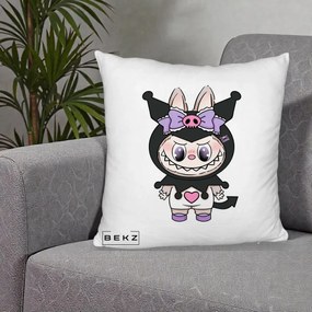 Perna Personalizata Labubu x Kuromi, 40x40 cm, Alb Pufos, Husa Detasabila, Perna Inclusa, BEKZ®