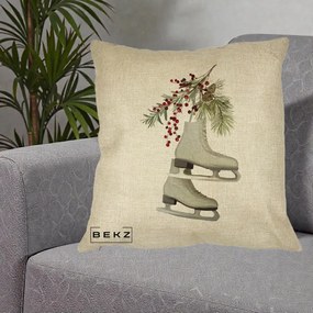 Perna Decorativa Patine cu Ramuri de Brad si Afine, 40x40 cm, Crem, Husa Detasabila, Perna Inclusa, BEKZ®
