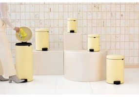 Cos de gunoi cu pedala Brabantia NewIcon 1008836, 3 L, Inchidere lina, Baza antiderapanta, Galben