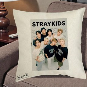 Perna Personalizata K-pop Stray Kids STRAYKIDS Alb-Negru cu Foto Grup, 40x40 cm, Ecru, Husa Detasabila, Perna Inclusa, BEKZ®