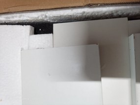 OFERTA Masa de sufragerie neagra cu picioare albe MADO 120x80 a II-a calitate