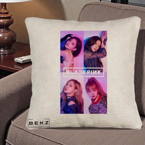 Perna Personalizata K-pop BLACKPINK Poster Colaj 4 Membre Violet Roz, 40x40 cm, Bej Canapea, Husa Detasabila, Perna Inclusa, BEKZ®
