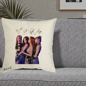 Perna Personalizata K-pop BLACKPINK Fotografie Grup Autografe Deasupra, 40x40 cm, Ecru, Husa Detasabila, Perna Inclusa, BEKZ®