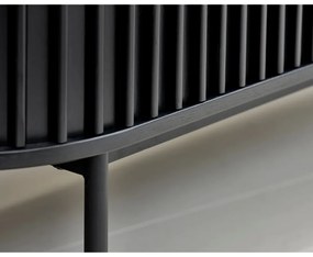 Comodă neagră joasă cu aspect de lemn de stejar cu ușă glisantă 73x160 cm Siena – Unique Furniture