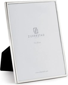 Ramă foto argintiu-lucios cu picior de susținere din metal 16x21 cm Sweet Memory Pearl – Zilverstad