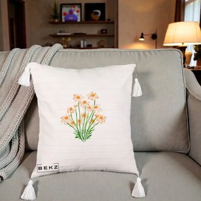Perna Decorativa Margarete Camp, 40x40 cm, Bej cu Franjuri, Husa Detasabila, Perna Inclusa, BEKZ®