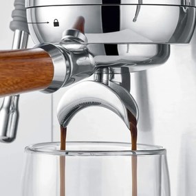 Espressor cu portfiltru Caso Design EspressoGourmet Advanced, 3000 W, 19 bari, 2 l, ULKA, PID, Manometru, Semiprofesionala, Spumare lapte, Otel inoxidabil