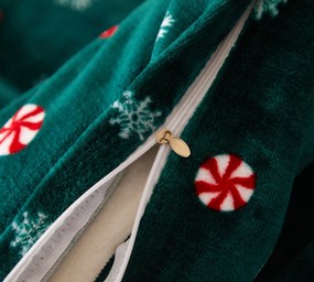 Lenjerie de pat cu microplus SNOWMAN AND GINGERBREAD verde Dimensiune lenjerie de pat: 70 x 90 cm | 140 x 220 cm