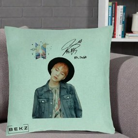Perna Personalizata K-pop BTS Suga par Portocaliu Palarie Autograf, 40x40 cm, Verde Menta, Husa Detasabila, Perna Inclusa, BEKZ®