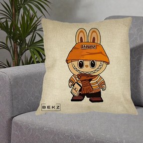 Perna Personalizata Labubu Streetwear Portocaliu, 40x40 cm, Crem, Husa Detasabila, Perna Inclusa, BEKZ®