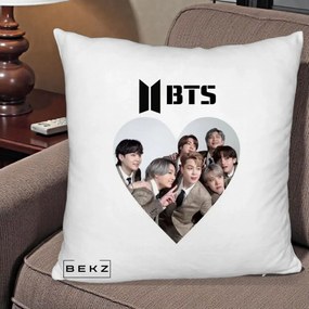 Perna Personalizata K-pop BTS Grup Fotografie in Inima, 40x40 cm, Alb Pufos, Husa Detasabila, Perna Inclusa, BEKZ®