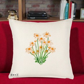 Perna Decorativa Margarete Camp, 40x40 cm, Crem Reliefat, Husa Detasabila, Perna Inclusa, BEKZ®