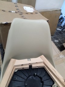 OFERTA Scaun bej BALI MARK cu picioare din fag II. calitate