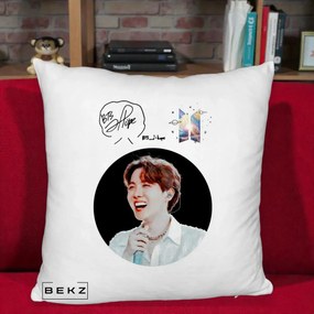 Perna Personalizata K-pop BTS J-Hope Portret cu Autograf, 40x40 cm, Alb Pufos, Husa Detasabila, Perna Inclusa, BEKZ®