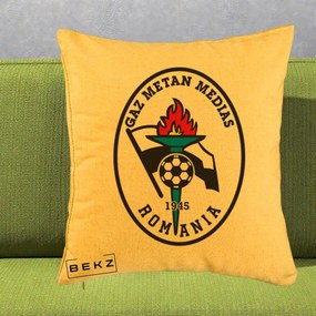 Perna Personalizata Gaz Metan Medias 1945 Fotbal, 40x40 cm, Galben, Husa Detasabila, Perna Inclusa, BEKZ®