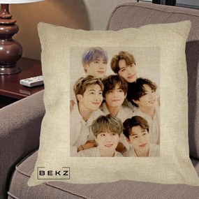 Perna Personalizata K-pop BTS Foto Grup Fete Albe, 40x40 cm, Crem, Husa Detasabila, Perna Inclusa, BEKZ®