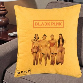 Perna Personalizata K-pop BLACKPINK Fotografie Grup Tinute Roz, 40x40 cm, Galben, Husa Detasabila, Perna Inclusa, BEKZ®