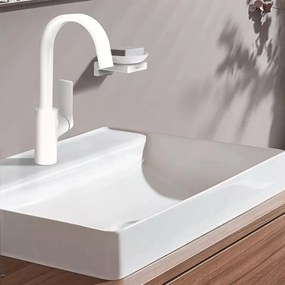 Baterie lavoar Hansgrohe Vivenis 210 cu pipa pivotanta alb mat