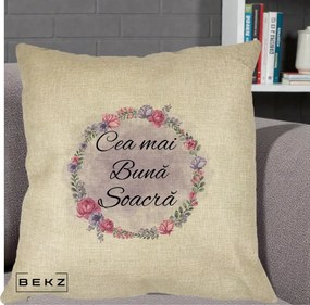 Cadou pentru Soacra - Perna Personalizata Cea mai Buna Soacra cu Coronita Flori Roz si Mov, 40x40 cm, Crem, Husa Detasabila, Perna Inclusa, BEKZ®