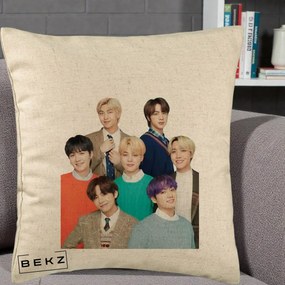 Perna Personalizata K-pop BTS Fotografie Grup Tinute Elegante, 40x40 cm, Bej, Husa Detasabila, Perna Inclusa, BEKZ®