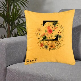 Cadou Personalizat - Perna Personalizata Monograma Florala Litera Z cu Coroana, 40x40 cm, Galben, Husa Detasabila, Perna Inclusa, BEKZ®