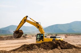 Ilustrație Excavator loading earth into dump, Pro-syanov