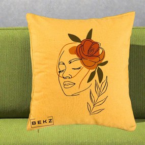 Perna Decorativa Portret Feminin Trandafir Ruginiu, 40x40 cm, Galben, Husa Detasabila, Perna Inclusa, BEKZ®