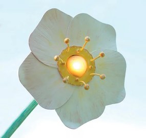 Lampa iluminat exterior design capsuna uriasa, inaltime 275cm, Giant Strawberry