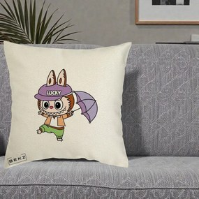 Perna Personalizata Labubu Lucky cu Umbrela, 40x40 cm, Ecru, Husa Detasabila, Perna Inclusa, BEKZ®