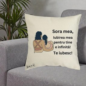Cadou pentru Sora - Perna Personalizata Sora Mea Te Iubesc Doua Fete Fashioniste Line Art, 40x40 cm, Ecru, Husa Detasabila, Perna Inclusa, BEKZ®