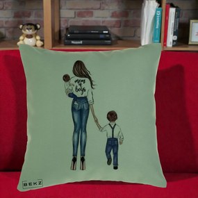 Cadou pentru Mama - Perna Personalizata Mom of Boys Mama cu Baietii, 40x40 cm, Verde, Husa Detasabila, Perna Inclusa, BEKZ®