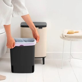 Cos de gunoi Brabantia Bo Small Hi 1010462, 12 L, Deschidere lina si silentioasa, Baza antiderapanta, Bej