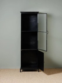 Dulap înalt și îngust industrial din metal și sticlă, negru, cu 2 uși, 3 rafturi și sticlă striată, 165 x 52 x 38 cm, „Malcolm”
