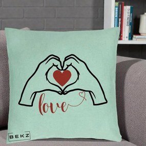Perna Decorativa Love Maini Inima cu Inscriptie Love Rosu, 40x40 cm, Verde Menta, Husa Detasabila, Perna Inclusa, BEKZ®