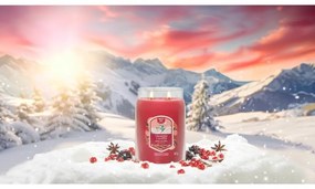 Yankee Candle Lumânare parfumată mare Signature Santa On Skis, 567 g, L
