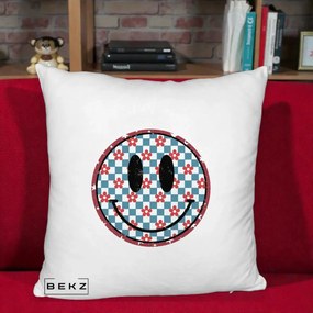 Perna Decorativa Smiley Face Checkered cu Floricele, 40x40 cm, Alb Pufos, Husa Detasabila, Perna Inclusa, BEKZ®