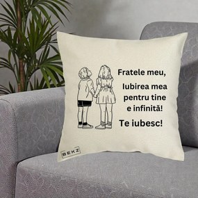 Cadou pentru Frate - Perna Personalizata Fratele Meu Te Iubesc Copii Tinand Maini Line Art, 40x40 cm, Ecru, Husa Detasabila, Perna Inclusa, BEKZ®