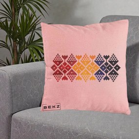 Perna Personalizata Motiv Tricolor Romanesc Broderie, 40x40 cm, Roz, Husa Detasabila, Perna Inclusa, BEKZ®