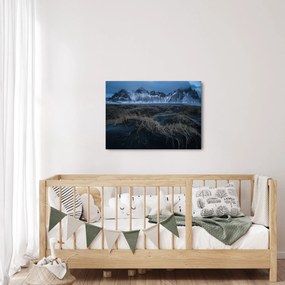 Tablou cu priveliște spre vărfurile Islanda (70x50 cm)