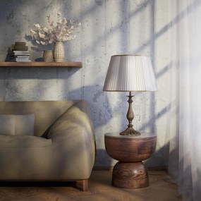 Veioza, Lampa de masa din alama stil clasic Petalo