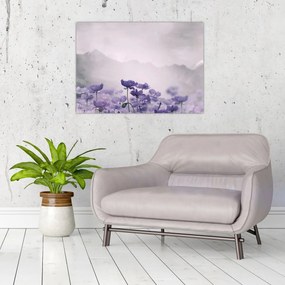 Tablou pe sticlă - Flori mov în munți (70x50 cm)
