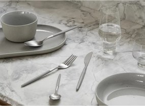 Tacâmuri gri deschis/argintii din oțel inoxidabil 16 buc. Maxime – Blomus