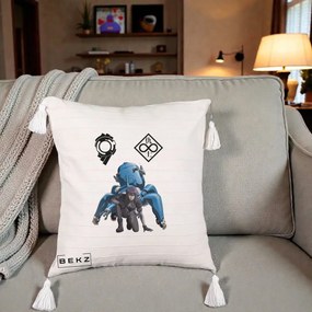 Perna Personalizata Ghost in the Shell Motoko si Tachikoma, 40x40 cm, Bej cu Franjuri, Husa Detasabila, Perna Inclusa, BEKZ®