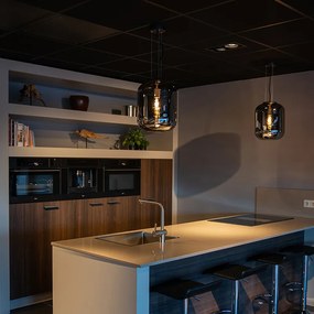 Lampă suspendată inteligentă neagră cu sticlă fumurie incluzând WiFi A60 - Bliss