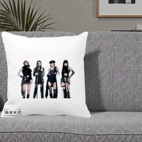 Perna Personalizata K-pop BLACKPINK Tinute Negre Elegante Grup, 40x40 cm, Alba Mata, Husa Detasabila, Perna Inclusa, BEKZ®
